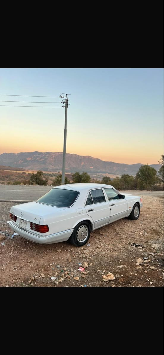 موديل ١٩٨٩ محرك سته ثلندر كير تو ما تيك تحويل غرامات بشرط كير محرك بشرط كا ره با ئيات بشرط سعر سيا ره 70$ورقه و مجال مكان سياره دهوك رقم تليفون *********** وتصاب دهوك, العراق
