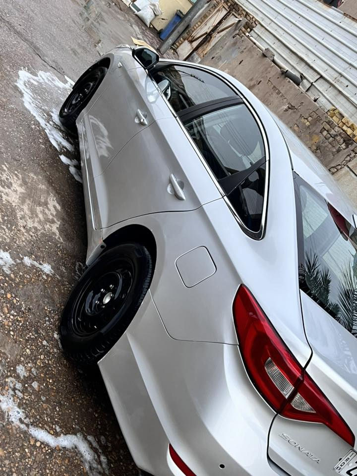 سوناتا 2016 كصه جنطه حداديه وتخم تاير حديد اي نقص مابيه متوئمه شمالي ميسان رجاء الي ميشتري ليتعبني ويتصل وغير متواجد على الفيس فقط اتصال او واتساب سعره 62 
***********
