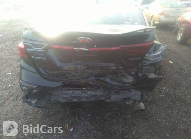 سلام عليكم فورتي البيع موديل 21رقم بغداد معوقين مكان بغداد ***********
