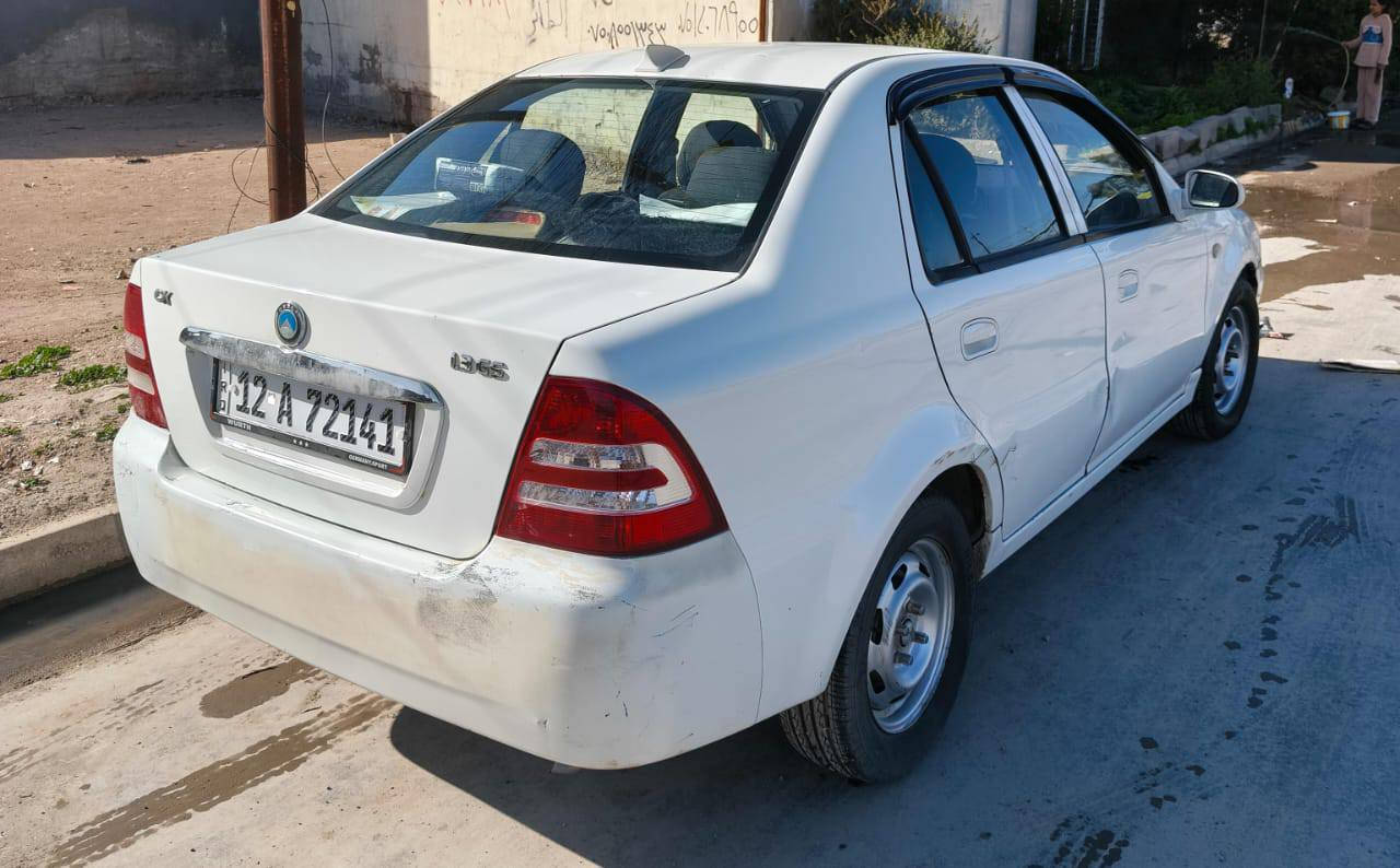 السلام عليكم سي كي للبيع 2013 رقم انكليزي شرط التحويل  مكينة وكير شرط طخم جديد طخم تاير جديد سيارة نضيفه ***********
