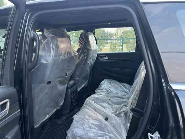 السلام عليكم 

للبيع جيب كراند شيروكي لمتد فئة S

موديل 2017 وارد امريكي , 8 سلندر 5.7

رقم بغداد بأسمي تحويل مباشر 
فووول مواصفات 1/1
* بصمة ، دخول ذكي ، تشغيل عن بعد .
* شاشة كبيرة تدعم كاربلاي .
* كشنات جلد ، كهرباء ، خزن ، تدفئة امامي و خلفي .
* فتحة سقف .
* صندوق كهرباء .
* حساس خلفي ، كاميرا خلفية ، توقف ذاتي .
* شفتات ستيرن ، كروس سرعة .
* دفع رباعي ، 5 وضعيات قيادة .
* جكات هايدروليك (جوبلس) .
* منظومة زينون كاملة .
* اشاير بالمري ، مري قلاب ، تعتيم ، نقطة عمياء ، هيتر .
* اوتو ستارت ستوب .
* تبريد قطعتين .
* هوكات سحب امامي خلفي .
* تحكم غاز أو بنزين
* وباقي المواصفات المعروفه

ماشية (104455) الف ميل
حادثها … موضح بلصور
السعر 200 ورقة و بيهة مجال

بغداد ، الدوره
***********
أو 
***********
