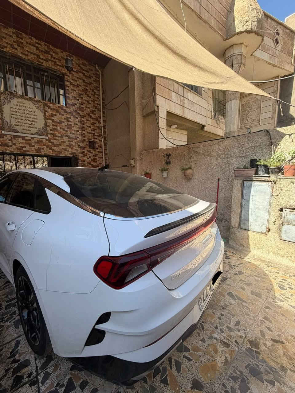 السلام عليكم K5 2023 جيتي لاين فول مواصفات رقم اربيل بأسمي  تحويل ثاني يوم ماشية 92 km. مكاني بغداد الدورة عارضهة 175 وبيهة مجال.  ***********
