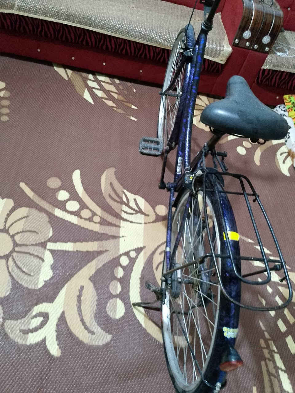 سلام عليكم باسكال موشم لبيع سعر 100وبي مجال رقم ***********
