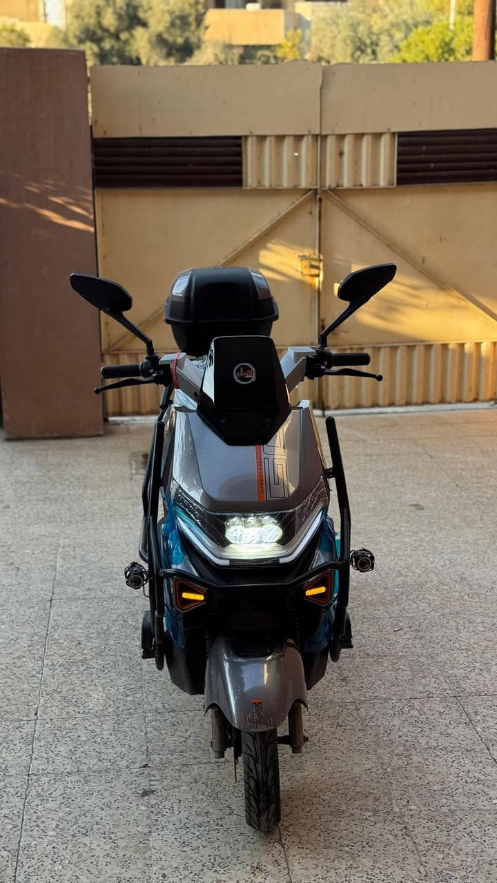 دراجة شحن الامان للبيع
دراجة ماركة [WINLEE] شركة KOREA MR)
الدراجة (6) بطاريات دبل (32) امپير من شركة صنع الدراجة ختم الشركة بطاريه ختم اصليي
ملف [2000w] نحاس اصلي 100% من شركة
اربع سرع بيها السرعة 99 حقيقي 85 🛫🛫
الدراجة طيارة بيها سرعة 
موديل الدراجه 2026النسخة الأصلية 
العقل [72v] يتحمل درجات الحرارة العالية 
الدراجة ضد الماء بالكامل كهربائيات الدراجة LED لايتات عالي ناصي اشاير يمين يسار خلاط عدسات بريك تنبيه انذار سرقة نظام P 
بضغطة يدة البريك تفتح الدراجة جوزة قاطع دورة تقطع الكهرب بالكامل عن الدراجة  
ماطور صارله أقل سبوع عندي سبب البيع متوازي عله فلوس

السعر 950 بيه مجال
*********** وتساب موجود
