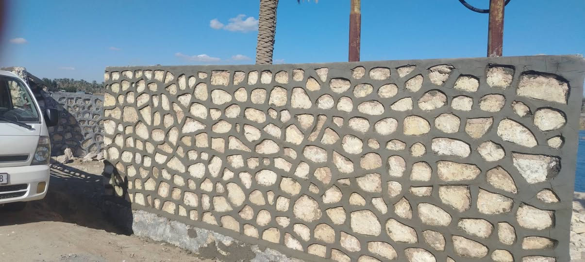 جزء من عملي بناء حجر درجه اولى لكافة أنواع بناء الحجر للاستفسار الاتصال بالرقم *********** او مراسلت الصفحه
