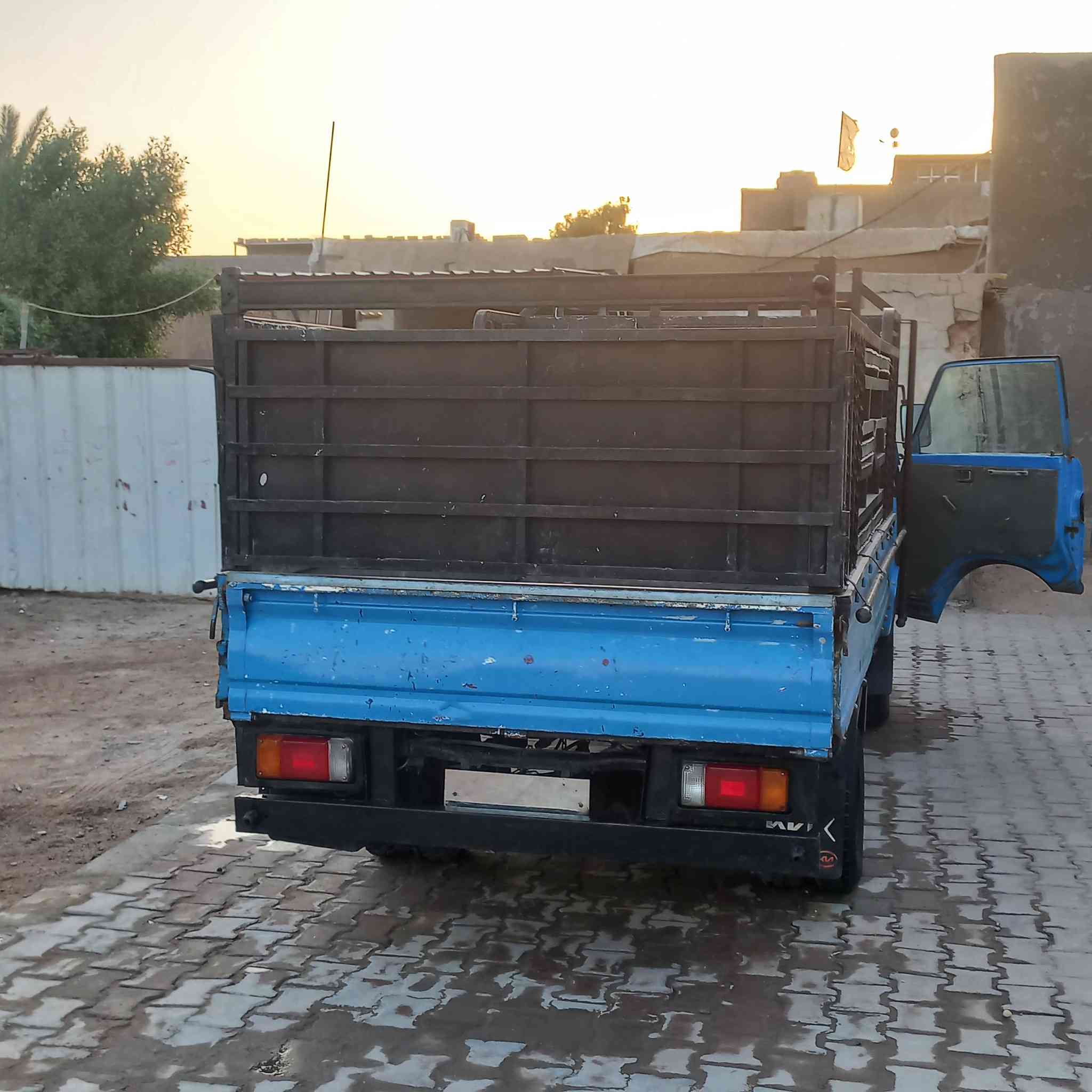🚗 كيا 1994 تك 8 جنكال للبيـــــع 🚗
✅ رقم صلاح الدين - رقم جديد
✅ بأسمي السيارة  - تحويل فوري _سنوية 2029
✅ مكفولة مكينة گير حدادية شاصي سيارة خير من الله جاهزه 
✅ صبغ جماليه احزام قمارة فقط - بدون دواخل

السعر: 53 ورقة قابل للتفاوض
المكان: بغداد - التاجي

للإستفسار ***********
اتصال + واتساب
