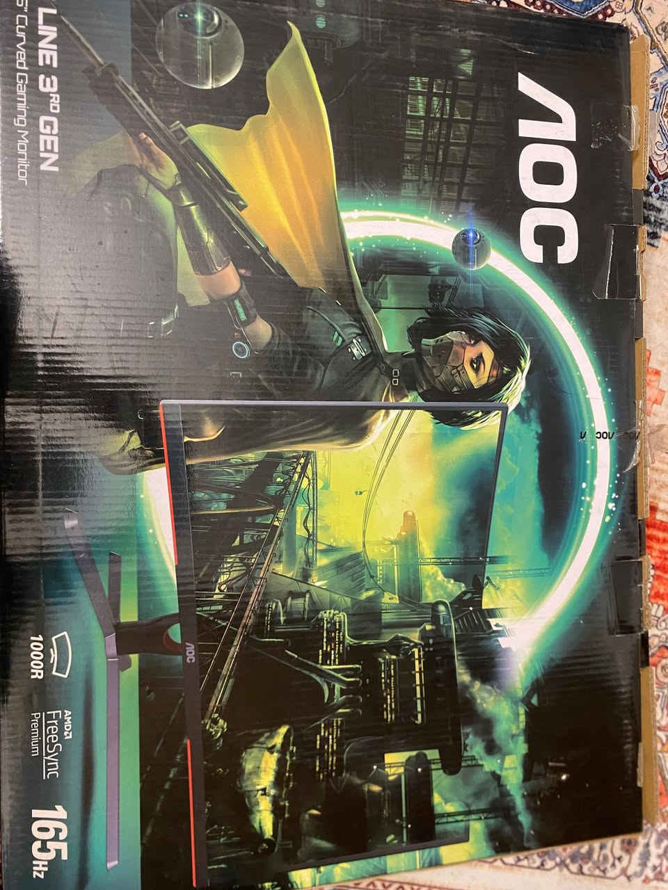 [3/27, 12:28 AM] Younis: الحجم: 31.5 إنش
دقة العرض: Full HD (1920*1080)x

التصميم: Curved (منحنية) بانحناء قدره 1000

Fps : 165Hz

زمن الاستجابة : 1ms
[3/27, 12:29 AM] Younis: تقنيات اللعب والعرض
• AMD FreeSync Premium
[3/27, 12:29 AM] Younis: Game Mode: أوضاع مخصصة للألعاب (مثل FPS أو Racing) لتحسين الإضاءة والألوان حسب نوع اللعبة.
[3/27, 12:30 AM] Younis: المنافذ
• تحتوي عادةً على منفذ DisplayPort 1.2 (للحصول على كامل الأداء 165Hz) ومنفذين HDMI 1.4.
• منفذ لسماعات الرأس (3.5mm).
***********
