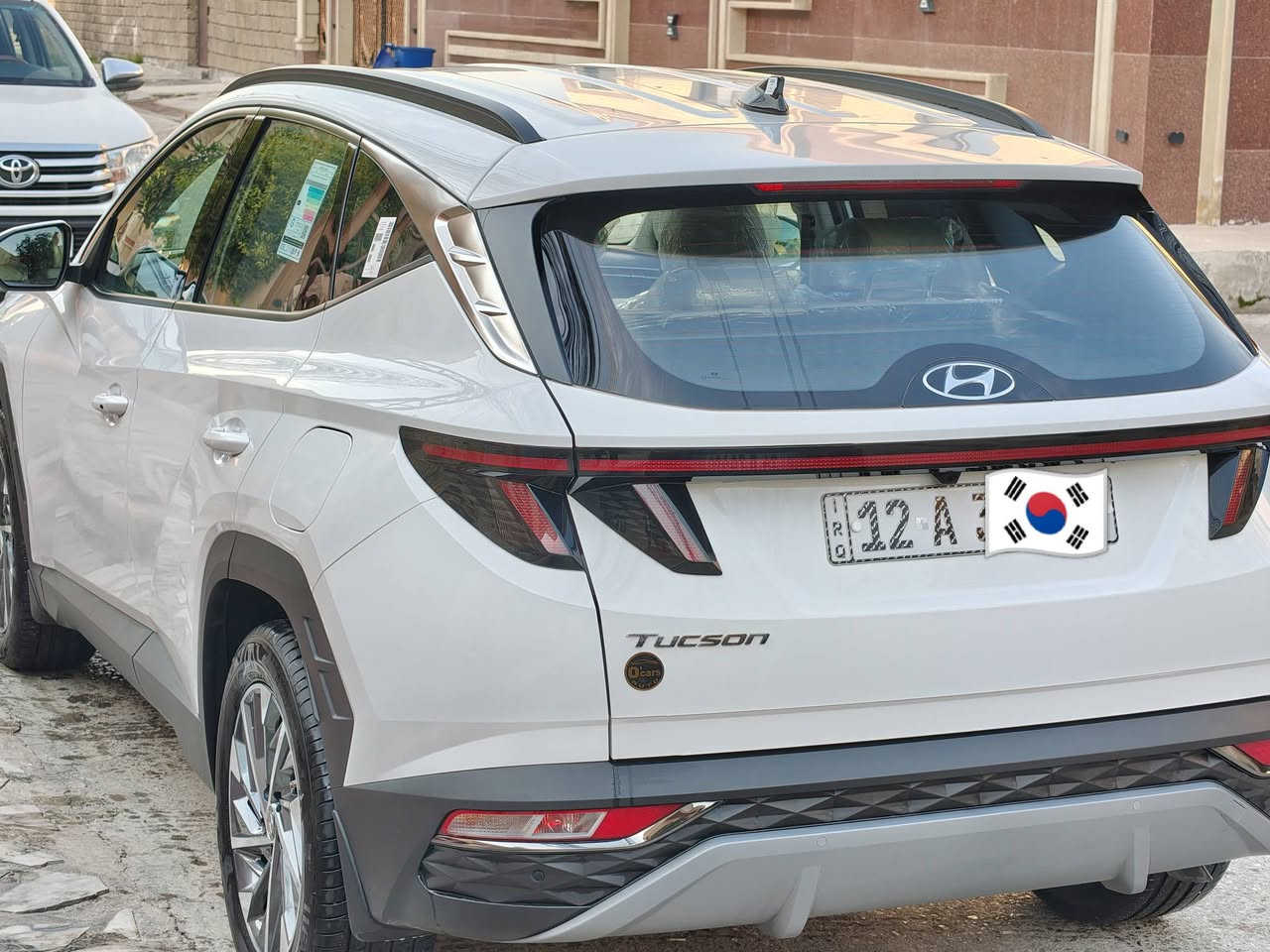 ***********
السلام عليكم توسان موديل 2024 خليجي ماشيه 7 الف 
رقم نينوى بدون صبغ ولا تعديل بارد 
السعر 220 وبيها مجال بسيط جدا
***********
