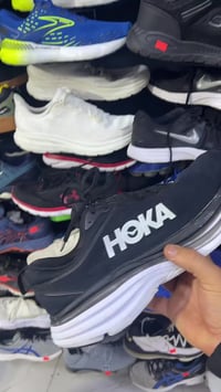 هوكا اورجنال استخدام ايست قياس 49 وثلث طول القدم 32 سم واتساب 07705165...