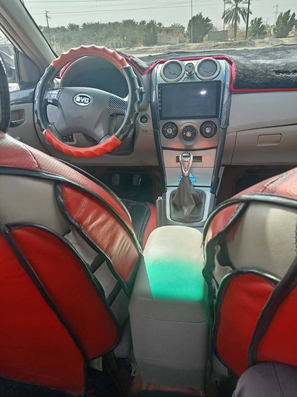 السلام عليكم رمضان كريم
بي وايدي مديل 13 جي ثري شاشه وكامره سيارة كدامك كير مكينه مكفولات تجي وشوف احله من الصورة مكانها بغداد المحمودية  مكلف بنشر هاذا رقم صاحب السيارة ***********
