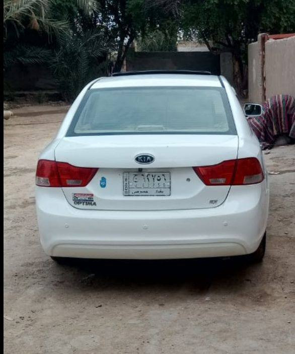 كيه اوبتيمه موديل 2010خليجي جاهزه ماتصرف عليه الف كير مكينه مكفولات تايرات جدد حداديه جديده السعر 120وبيه مجال مكان السياره الناصريه الدوايه تلفون ***********
