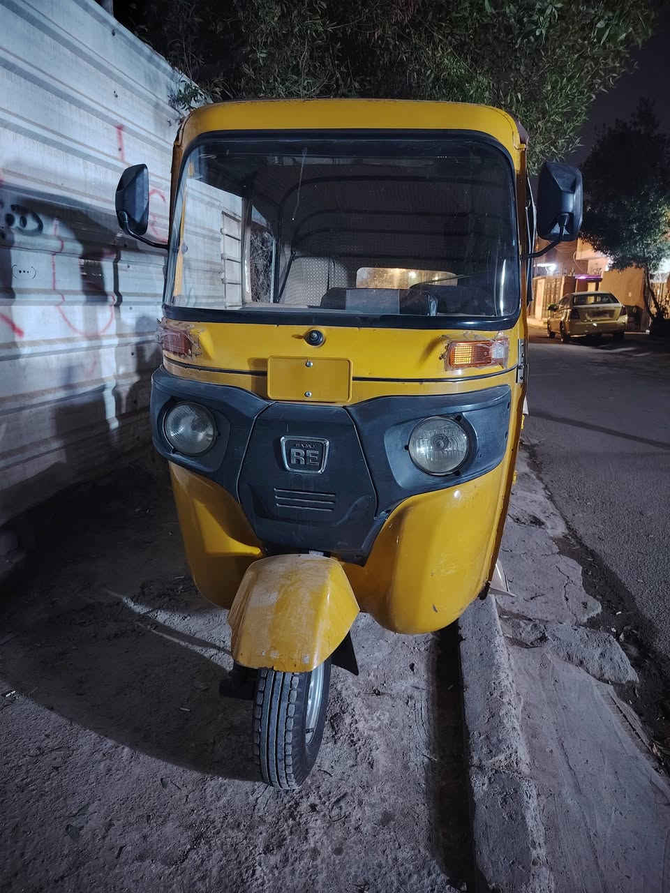 السلام عليكم تك تك 2021 محرك لاتبخير ولاتنقيص كشر نضيف محرك ناعم المكان بغداد الجديدة السعر ٧٤٠٠ رقم الهاتف ***********
