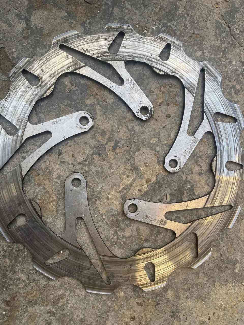 فلجنات سكنس ثنين  ب١٥ زوجهن
بغداد حي اور
***********
