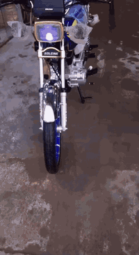 سلام عليكم دراجه  سولنك خمسه كير موديل 2025مستخدم شهرنظيف كلش ارتب من الصور مابي اي نقص بصمه شاشه الاكتروني سعر 750وبي مجال قليل تواصل ع الرقم ***********
