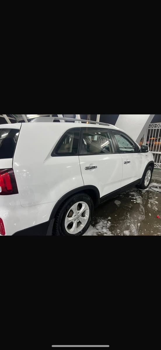 سلام وعليكم
سورنتو 2014 خليجي 
4 V مكينه2400 
السياره خليجي مكفوله كفاله عامه 
السياره نضيفة جدآ السياره 
مكانهه البصره قضاء شط العرب 
السعر155 وبيهه مجال 
للستفسار ***********
