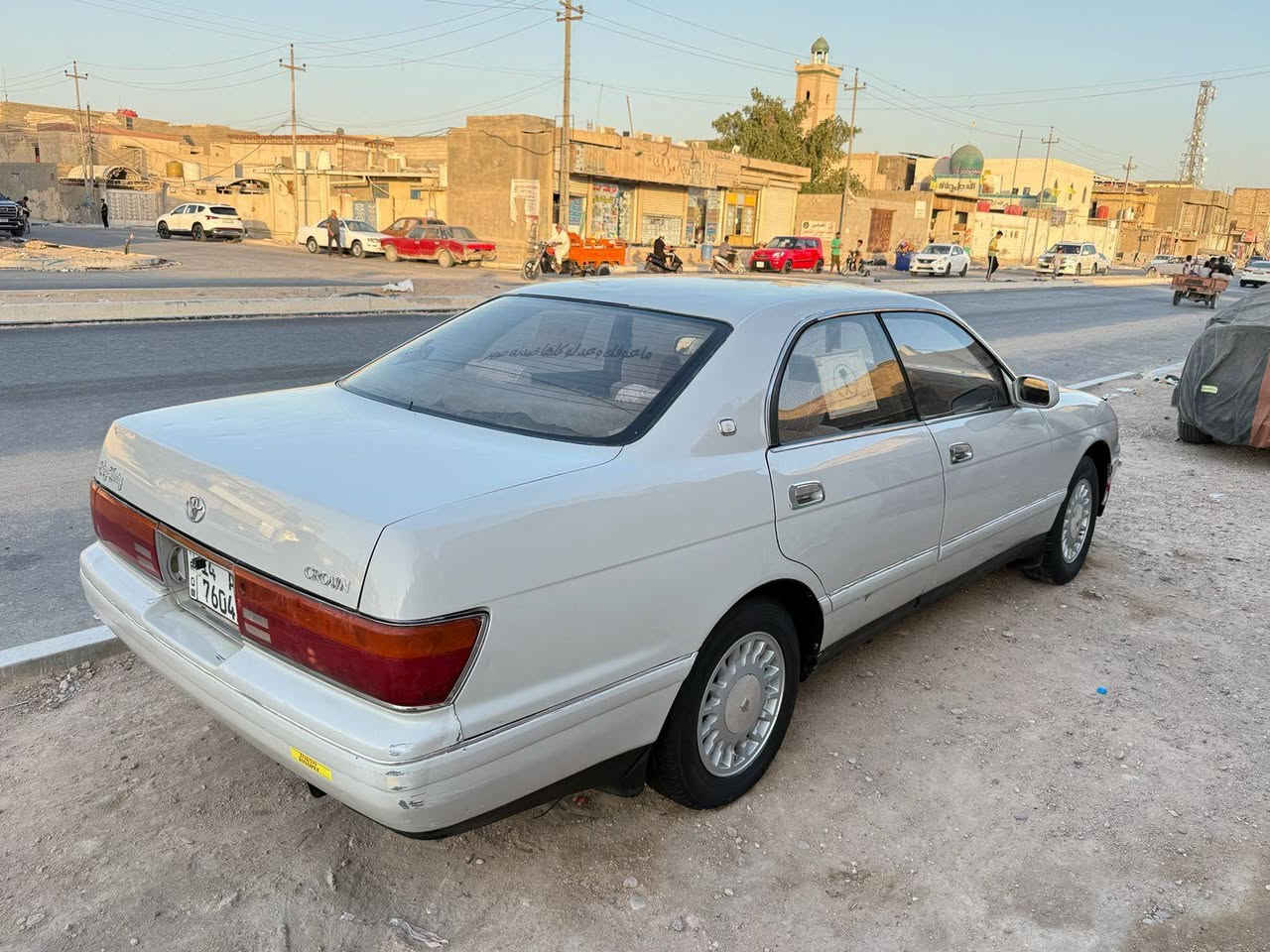 السلام عليكم سيارة بطه فصل للبيع الموديل 1993 سيارة مكفولة من الكص والنغل والعيب الشرعي سيارة رقم بصرة النكليزي سنوية مجددة الغاية 2031 سيارة مكينه وكير ثنين ونص جدد حدادة جديدة هستوا نافضها سيارة تخم تايرات وكهربائيات كلها شغاله من طول الطول غرفة جديدة وسيارا جاهزا مجهزا مكان سيارة بصرة السعر 52 للاستفسار على الرقم *********** مكلف بلنشر الزبير, البصرة
