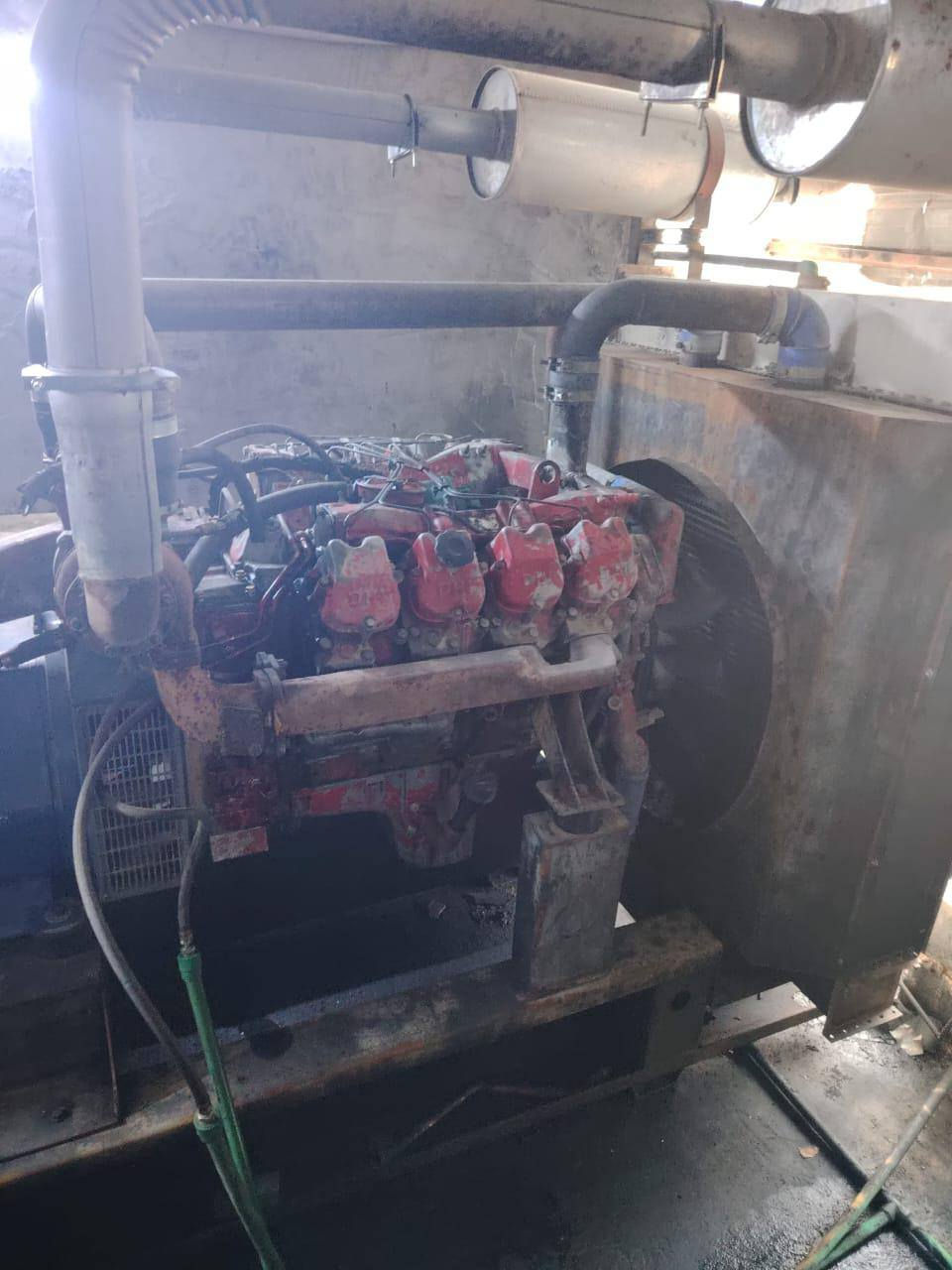 السلام عليكم
مولد دايو للبيع
8سلندر
رأس التوليد 250 كيفي ستندر
علماً بأن الماكينة كايمه
للاستفسار الاتصال على الرقم
***********
