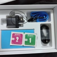 ايباد T7 ذاكره 64  العشوائية8 ملحقاته كامله السعر 75 وبي مجال ٠٧٨٢٢٨٣٨...