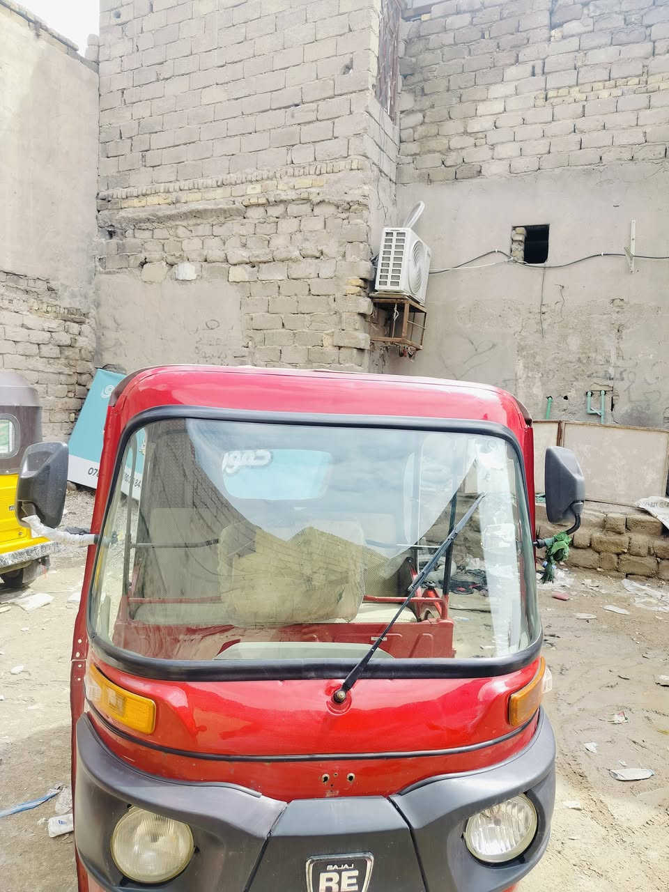 السلام عليكم تكتك للبيع باجات موديل22 مكان البصرة الحيانيه السعر(8) وهذا رقمي__ ***********
