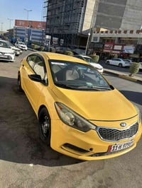 من رخصت الادمن كيا فورتي للبيع موديل 2015 العنوان بغداد الامين الثانيه...