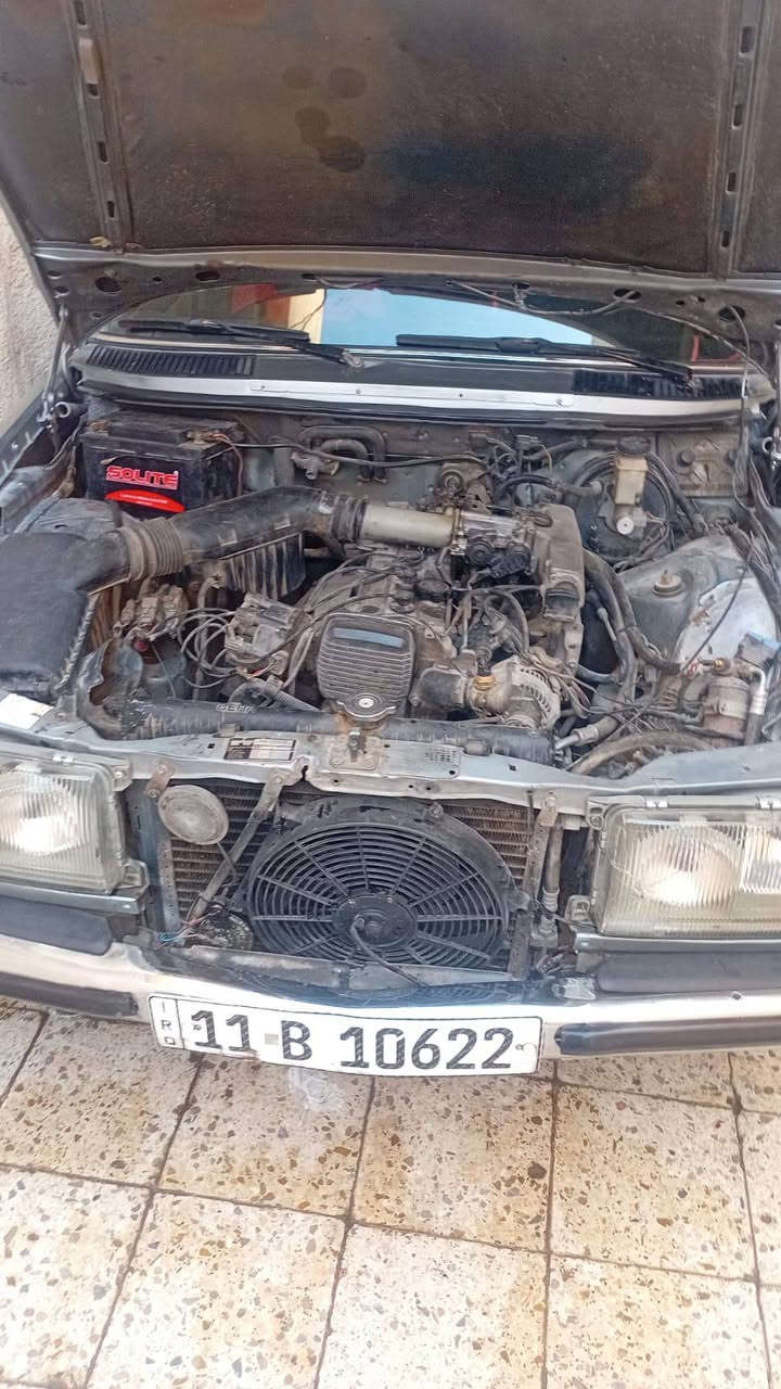 مرسيدس ابو جحيل موديل ١٩٨٢ محرك ونجي كير اوتوماتيك تبريد شغال صبغ عام بدون حادث رقم دولي بسمي
