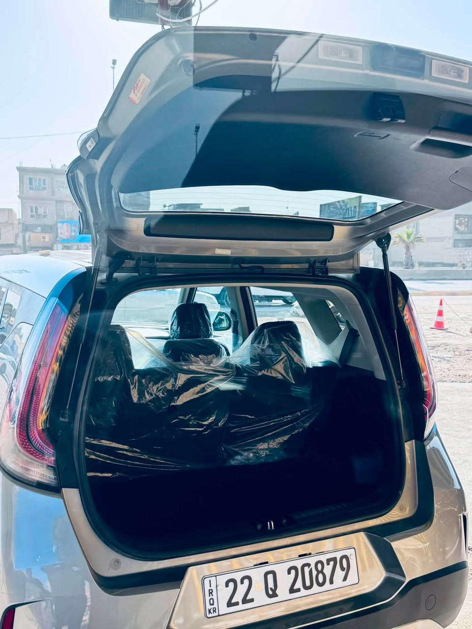 السلام عليكم
Kia soul 2023
حادث مرفق بالصور جاملغ فقط بدون دواخل
٢٠٠٠ دوش
بصمه
كشن كهرباء
تبريد شاشه منفصل
شاشه جبيره وكامره
شحن لاسلكلي
نقط عمياء
تشغيل عن بعد
وباقي مواصفات الصول
ماشيه ٤١
جديده وكاملة مكمله بدون نواقص
رقم اربيل ب اسم شركة
مكان السياره حله
السعر 150 بيها مجال
***********
