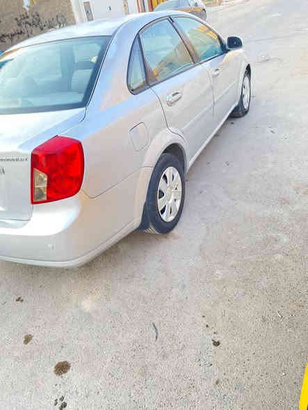 السلام عليكم اوبترا للبيع موديل 2009 رقم جديد بيه جاملغ مبدل مكينه كير خير من الله 72وبيه مجال مكانه بغداد الحسنيه الراشديه ***********
