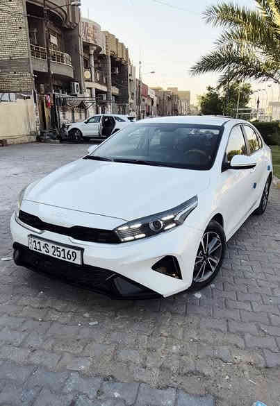 سلام عليكم
سيارة كيا سيراتو مديل 22 خليجي فول مواصفات عدا الفتحه 
فول بصمه دخول ذكي مري شفط كشنات جلد كشنات تدفئه تبريد درايف مود اوتو هولد توقف ذاتي مثبت سرعه قيادة ذاتيه 
اشاير بالمري تشغيل عن بعدويل كب محرك 1600 كير ايتي المرغوب لايت لد امامي خلفي ماشيه 52 رادارات امامي خلفي جانبي سايد بريك دكمه مكفوله من ضربه وصبغ وبارد عدا طخه بسيطه بدوسه رقم بغداد الدولي باسمي السعر 154 بيه مجال بسيط بغداد البلديات الهاتف ***********
