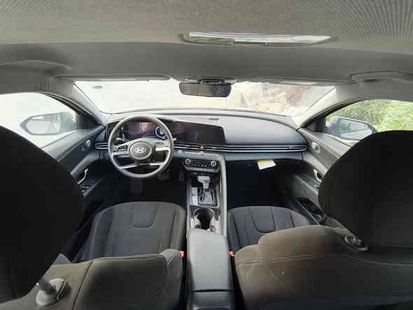 النترا هايبرد 2024 فئة بلو
‏

‏

‏سياره ‏حادثها فقط باب موضح بل صوره

فقط تبديل باب اصلي ‏وصبغ بل قبق مال بانزين قليل كلش ولسياره بدون ايرباك ومرقمه ب اسمي وكامله في بغداد

‏

‏المواصفات 

‏

‏شاشة جبيره 

ماشيه 35 الف

‏كامره خلفية

‏ كامره دوارة

‏مواصفات بصمه

‏ اشارة ترحيب

‏ جنطه بصمه

‏ لد مامي لد خلفي

‏ تحديد مسار 

‏نقطه عمياء 

‏قيادة ذاتيه 

‏3 انظمة قيادة

‏هاند بريد دكمه

‏اوتو هولد 

السعر ب165

***********

‏
