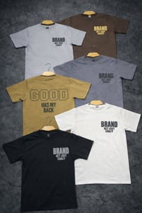 ملابس رجالية • مقاسات M-3XL • 6 ألوان