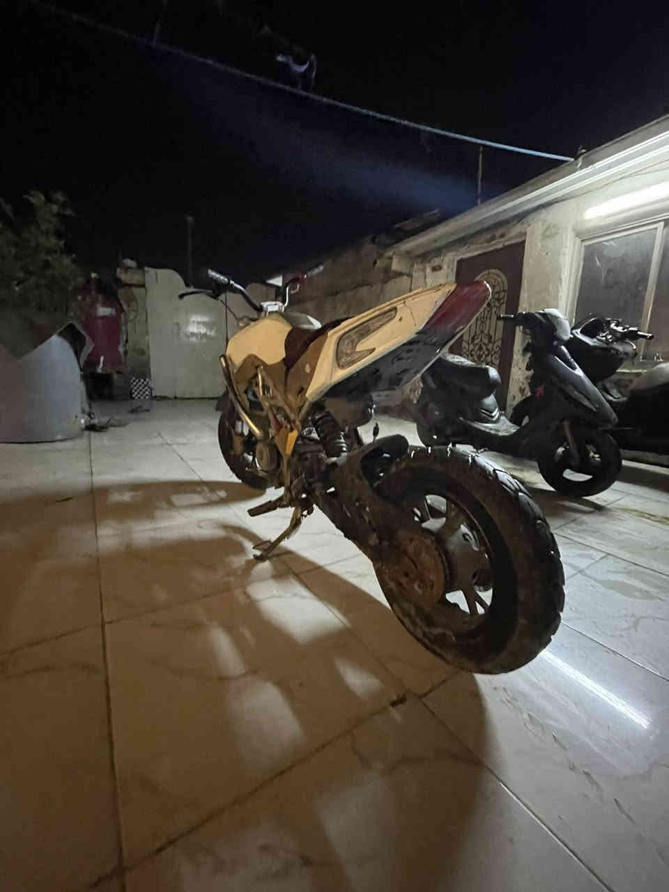 دراجه فرخ البطح او منكار شغاله مكينه ايراني اربعه كير دراجه حلوه ومشيهه حلو مكينه ناعمه يرادله غسله فقط بريك مابيهه سعرهه ٢٢٥ وبيهه مجال للشراي مكاني بصره ابو صخير رقمي ***********
