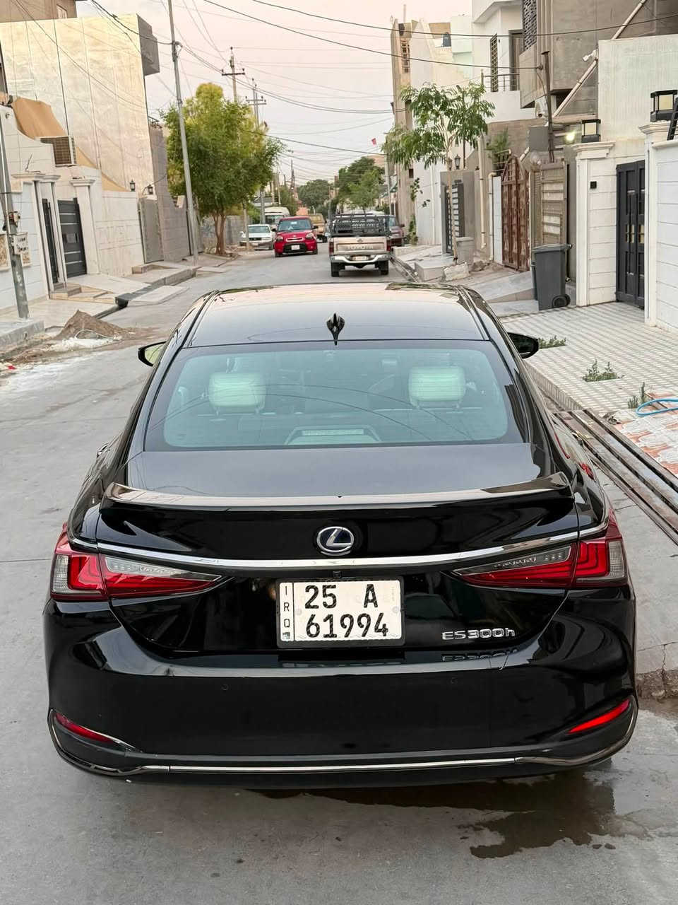 لكزس هايبرد Es300h 2022 f sport
49,000 mile  
سلايت 
كشن تدفئه تبريد 
كشن كهرباء 
رادار امامي 
رادار جانبي 
رادار خلفي 
حساسات اماميه خلفيه 
لايتات تفاعليه 
شاشه جبيره اكبر حجم كار بلي 
ستيرن تدفئه 
ماوس 
شحن وايرليس 
ويل f sport 19 
السياره مختم f sport بكل الاماكن 

صبغ السياره ٤ قطع مع تعديل بارد فقط في بدنه طرف السايق
صور السونار و الضرر داخل المنشور 
سعر السياره 232 ورقه مع مجال بسيط 
***********
