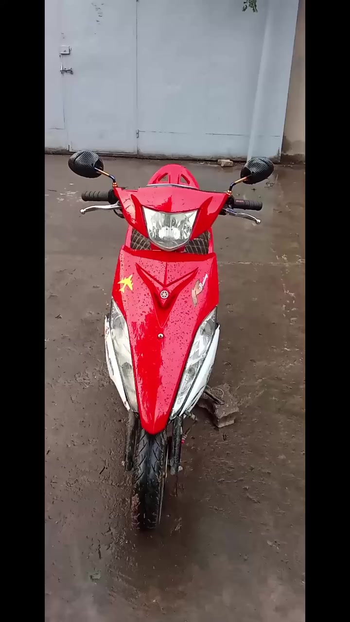 سلام عليكم دراجة مضلع للبيع  سعر 600 وبيه مجال بسيط مكاني بغداد الشعله لستفسار على الرقم ***********
