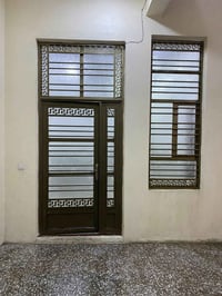 إلى أهالي الشعلة وضواحيها شقة للإيجار  طابق ارضي اكثر من ٨٠ متر تحتوي ...