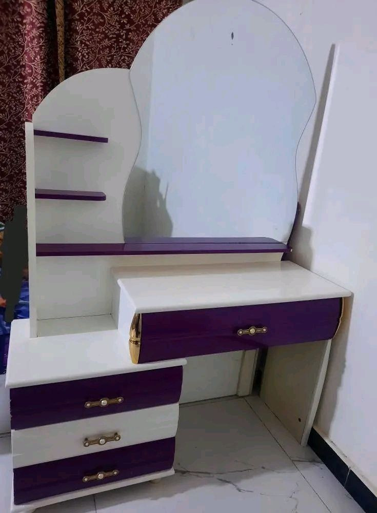 غرفه بناتيه تحتوي على كنتور و ميز مرايه وميز جربايه وجربايه قياس نفر ونص سعرها ٣٥٠ قفل و بوفيه فراش سعر ٥٠ قفل  مكان النجف شارع مجمعات


**إذا كنت صاحب هذا الإعلان وتريد حذفه لأي سبب، رجاءا أرسل رسالة إلى الدعم الفني**