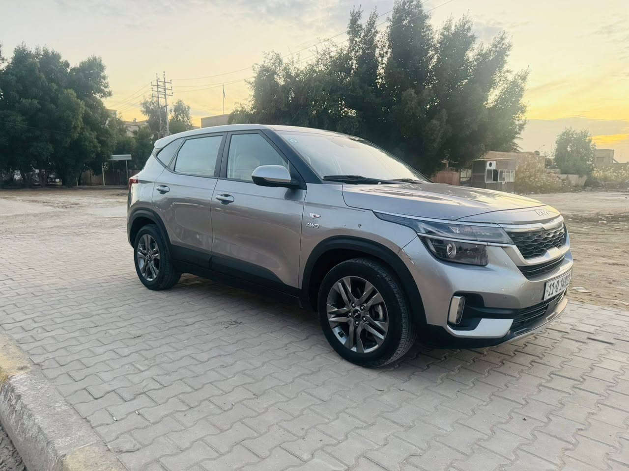 كيا ستلوس امريكي موديل 2023 سياره جديده وجاهزه من كلشي محرك كير حداديه تبريد كله جديد ماشيه 40الف محرك 2000دوش بيه ثلاث قطع صبغ وصور السونار بالمنشور السعر 137مكان  السياره بابل مركز المدينه ***********
