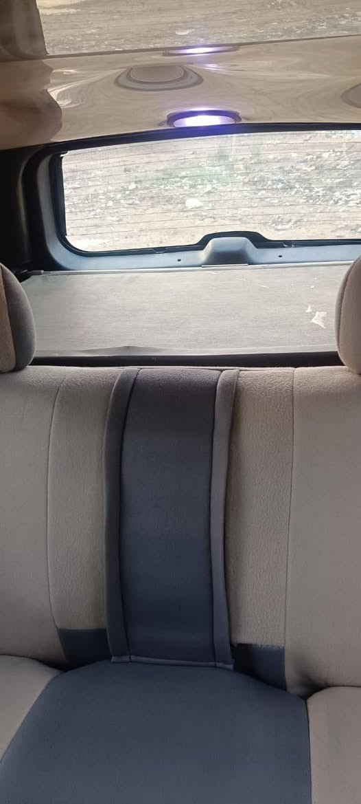 السلام عليكم...
مكلف بنشر ....
للبيع جيب شيروكي موديل 2000 6 سلندر فور ويل فول 
رقم سليمانيه باسمي كير محرك بشرط سياره جديده دوشمه جديد شاشه ايباد كامره مكان السياره الديوانية 
السعر 75 وبي مجال بسيط 
رقم صاحب السياره 
***********
***********
