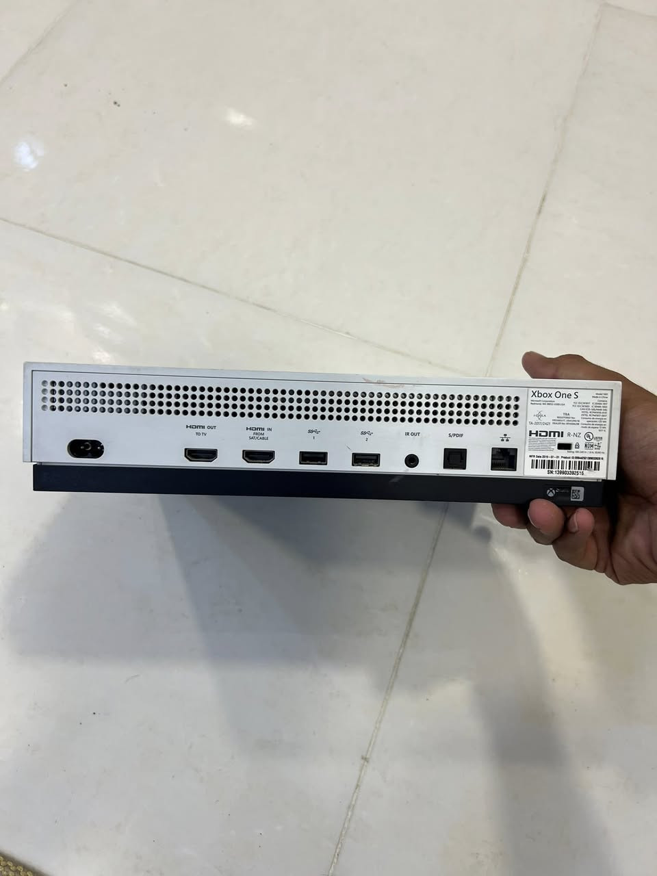 السلام عليكم جهاز xbox  one s  الذاكرة واحد تيرا نضافة ٩٩٪؜ لامفتوح ولامصلح جوستك نضيفة بدون مشاكل جهاز تجي تفحص وتقتنع وتاخذ سعرا ١٨٥ وبي مجال بسيط مكاني حسينية الراشدية متواجد خاص الاي استفسار وبخدمتكم


**إذا كنت صاحب هذا الإعلان وتريد حذفه لأي سبب، رجاءا أرسل رسالة إلى الدعم الفني**