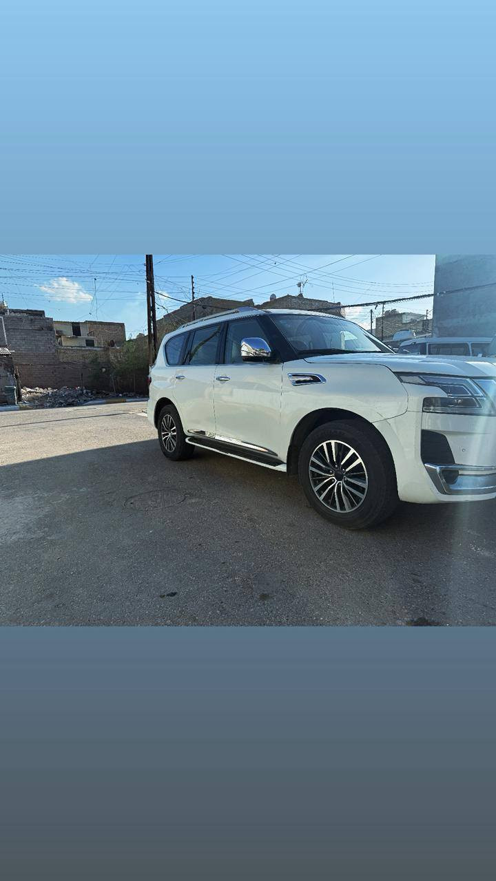 سلام عليكم باترول سيف العرب خليجي موديل 2010محدث 2023 صبغ عام جماليه مكفوله (مكينه صغيره المرغوبه )من الضربه مكينه كير اكسن حداديه كله جديد تخم تاير جديد 
تبريد جديد غرفه جديده فول فتحه كشن جلد كأمره +شاشه حساس امامي خلفي ويل كب حجم عشرين رقم بغداد إنكليزي جديد (وسنويه جديده باسمي وهزه  #180عنوان السياره بغداد الحسينيه الراشديه للتوصل ***********
