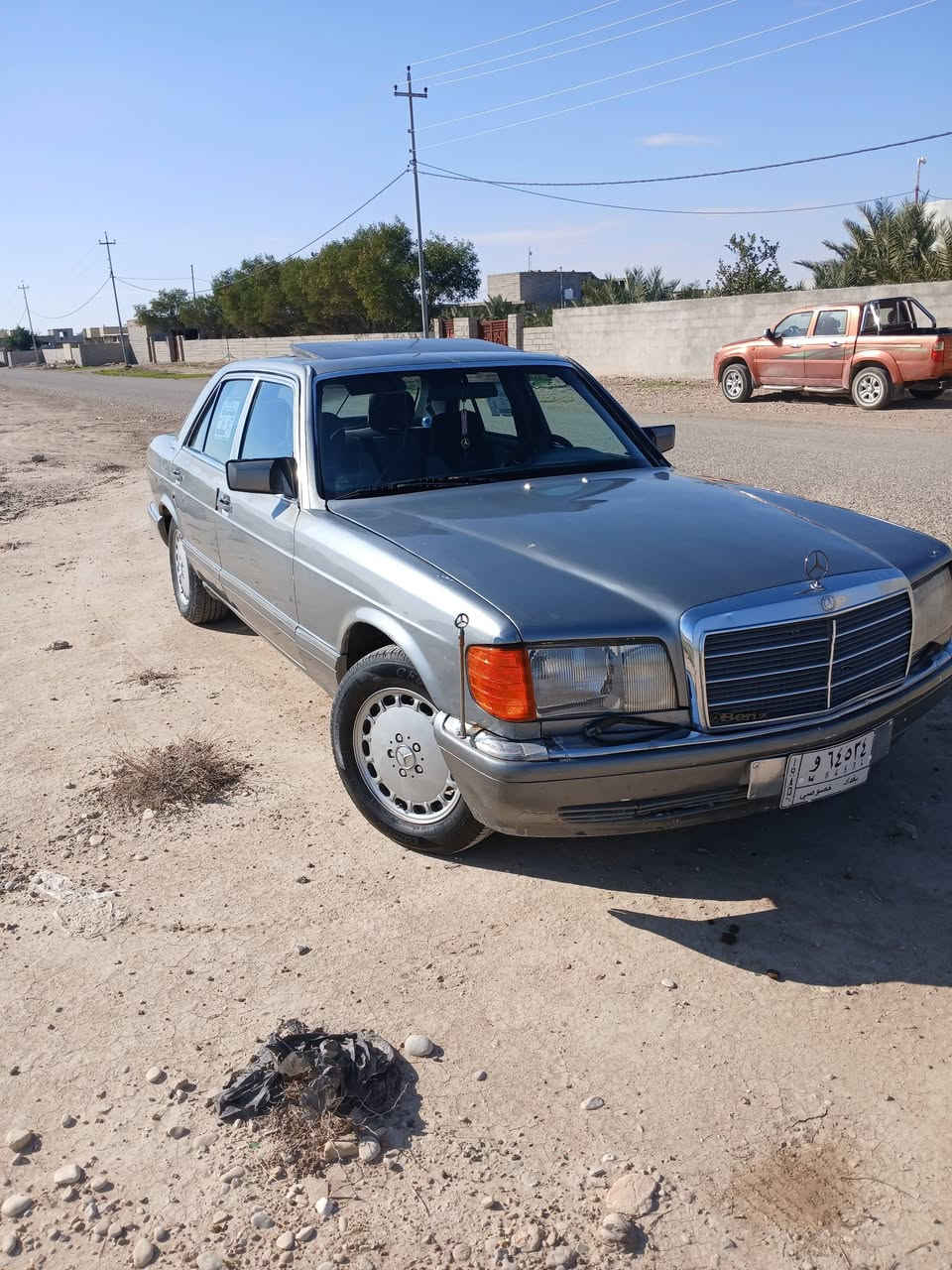 السلام عليكم مارسدس جامبو موديل ١٩٩٠للبيع اومراوس كير محرك ابلاد حجم 300CE سياره خير من الله السعر ٦٥للستفسار***********بغداد الزعفرانيه
