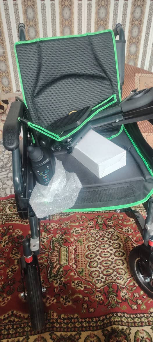 السلام عليكم كرسي كهربائيّ للبيع جديد غير مستخدم للأستفسار *********** مكان ديالى يوجد واتساب
