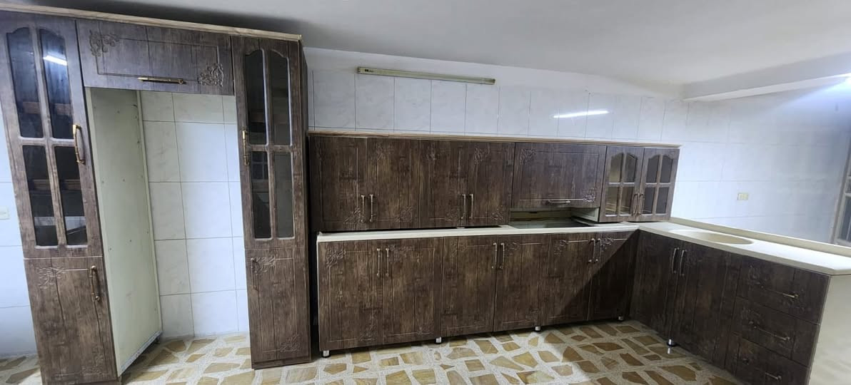 مستخدم نظافته 85بلميه 
قياس 4 امتار و90 مع فاترينه 
وسنك متر و90 كامل مرمر 
للستفسار ع وتساب ***********
