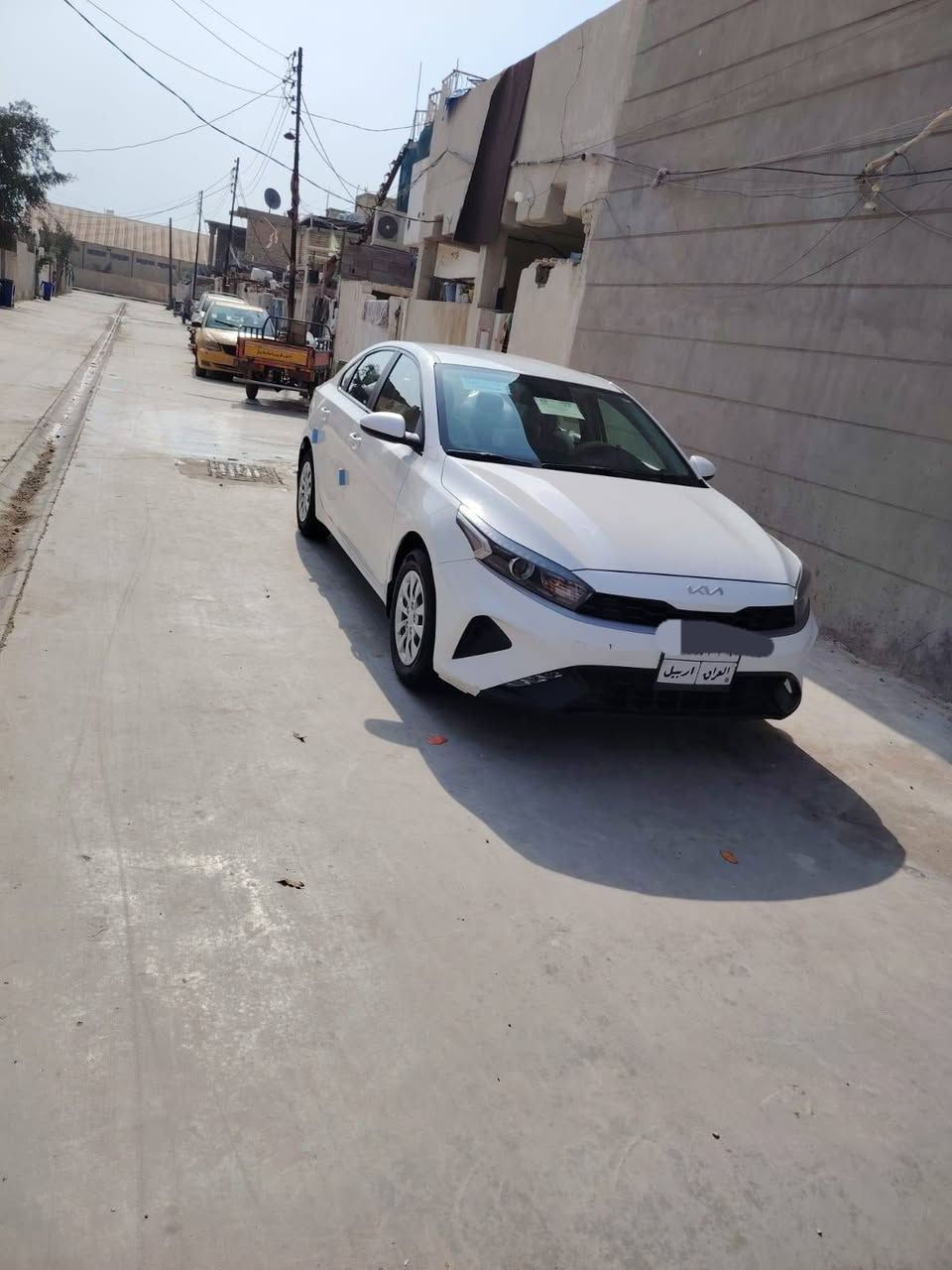 اللهم صل على محمد وال محمد 
كفاله عامه     كفاله عامه 
سيارة سيراتو للبيع موديل   2022 
السونار مرفق مع الصور                  

*   حجم المحرك  1600
*    رقم السيارة اربيل 
*   داخل السيارة لونين 
*   تبريد قطعتين 
*   تحويل او  وكالة جاهز  

مكفولة كفالة عامة كير ومحرك وكشر  
مكان السيارة واسط  
***********
***********
