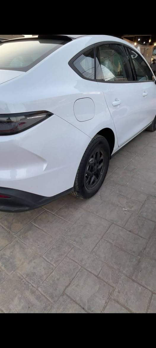 لسلام عليكم 
 BYD seal 5
زيرو بعده ٣ الاف 
 كفاله حته من الشخط وكلشي وكلاشي 
بسمي مثبت لوحات بغداد مداور 
المكان بفداد السيديه ***********
