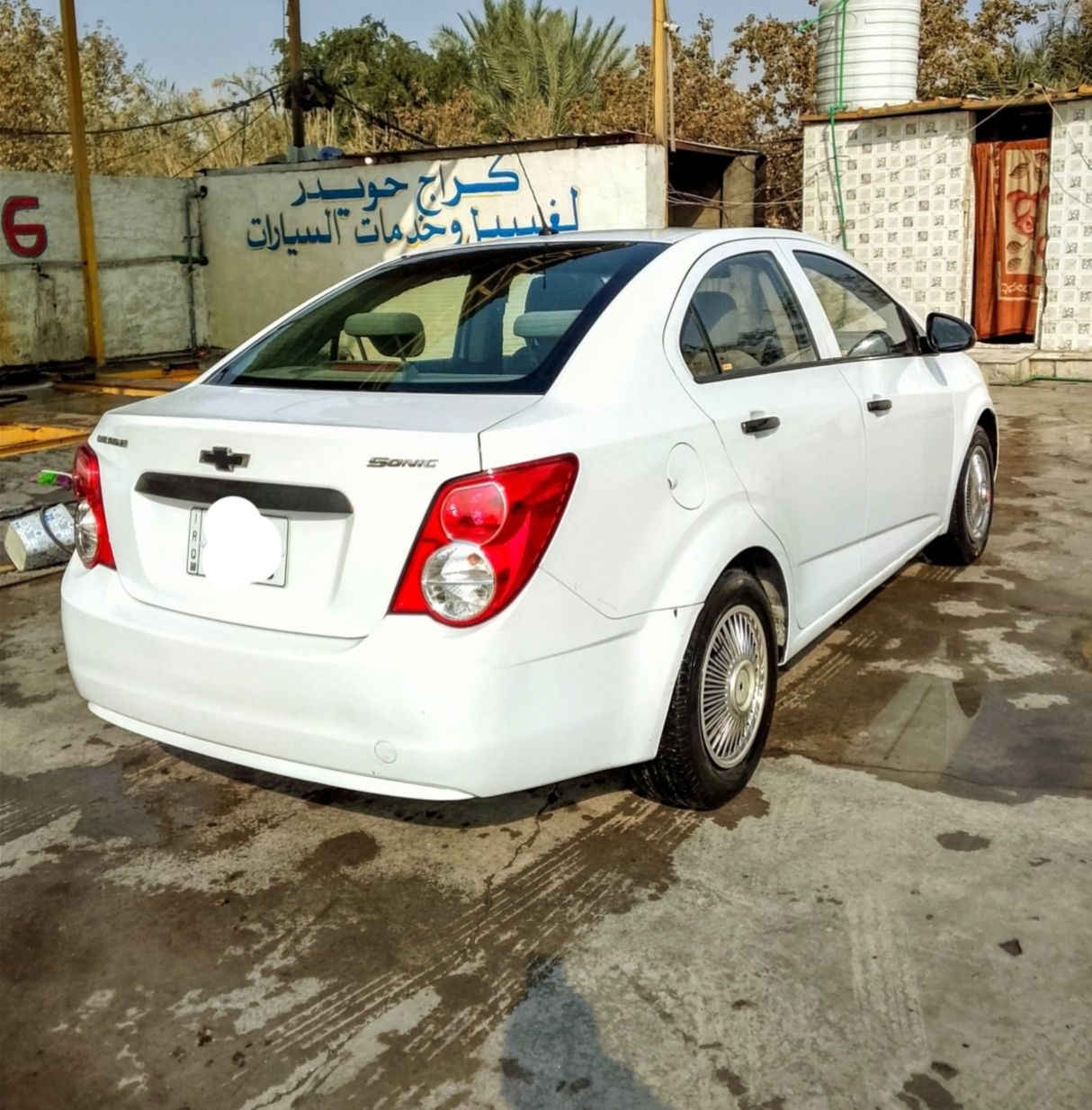 السلام عليكم شوفرليت سونك خليجي موديل..2012 رقم دولي سنويه وهزه جديد السياره جديده احلئ من الصور كير ومكينة كورلا.. بسمي   اوتماتيك السياره تقفيل مركزي بصمه جنطه.. الشراي يتصل ***********
مكاني بغداد... السعر 60 وبيها مجال 
للبيع.. او المرواس
