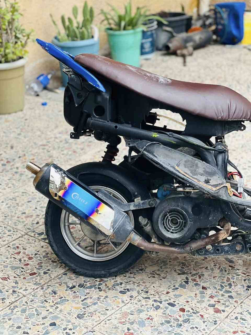 السلام عليكم دراجه للبيع  خمسه وخمسين المكان بغداد حي اور السعر تلثميه وبيه مجال ***********👍☘️
