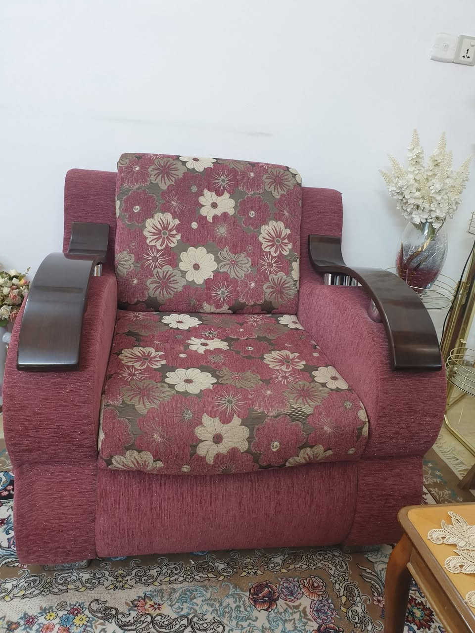 السلام عليكم
تخم قنفات اخو الجديد  للبيع للاستفسار ع الرقم ***********
