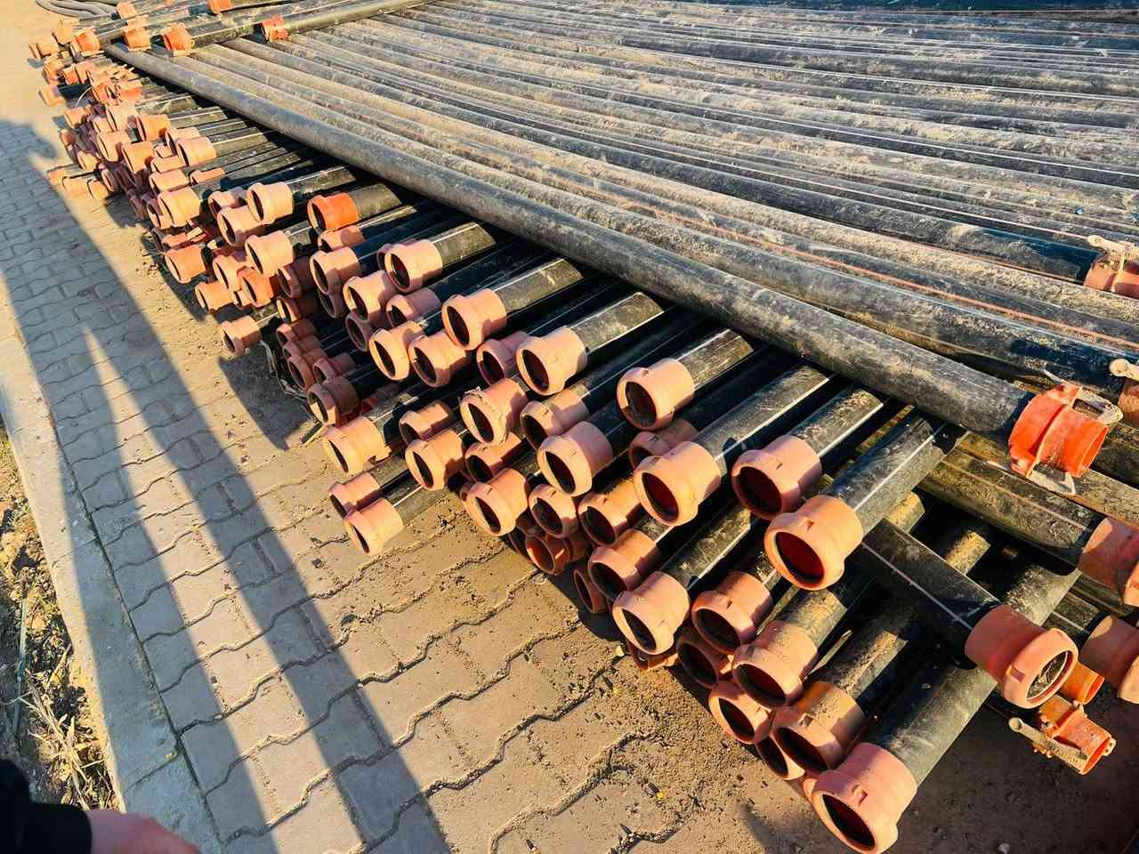 يوجد خطوط رش مستخدم نظيف شرط الشغل 💯
النوع باراو + هيما
سعر الخط 285
العنوان طريق المنزله قرب محطة كهرباء المظهوريه ........ مكتب النجم 
للأستفسار الاتصال على الرقم. 
 ***********
