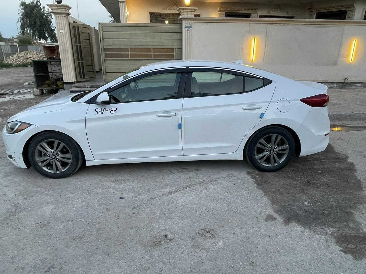 السلام عليكم النترا 2017 للبيع رقم اربيل الجديد 
مواصفات الالنترا المعروفة  مكينة 2000 دوش مكينة مفتوحة 
العنوان بغداد الزعفرانية
السعر 105 ورقة 
رقم ***********
