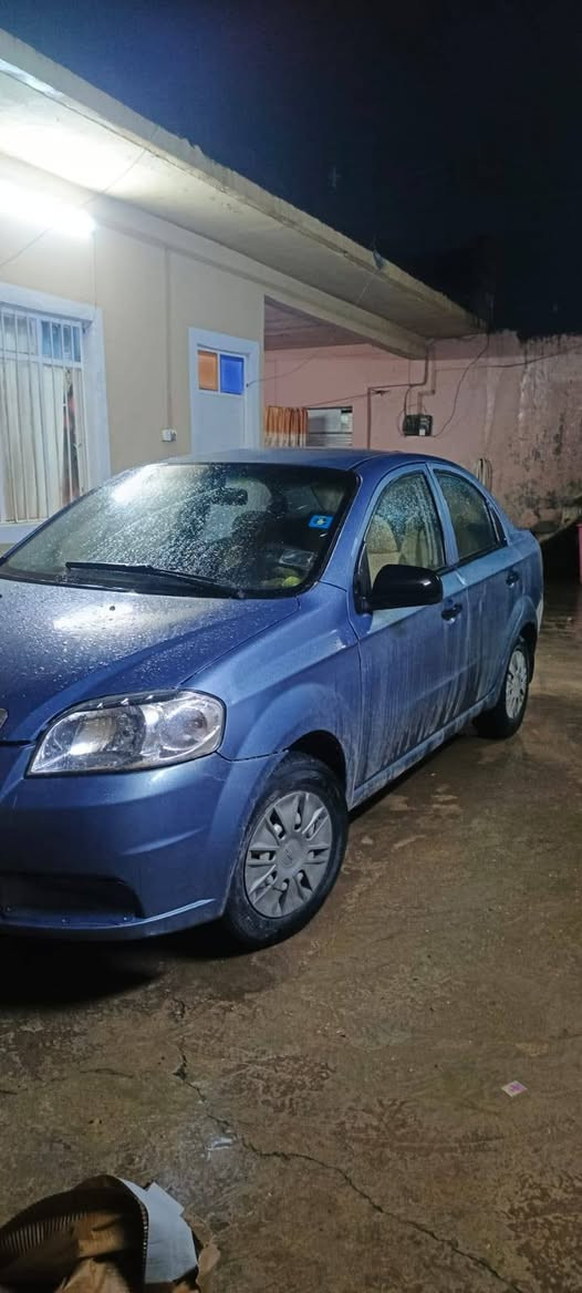 أفيو للبيع موديل 2007 لون ازرق سمائي .
رقم جديد
السيارة نظيفة تحويل مباشر. 
كير عادي جديد مال گصة. 
محرك مجفت. 
رقم موبايل صاحبها الشرعي للاستفسار اكثر:  
***********
***********
